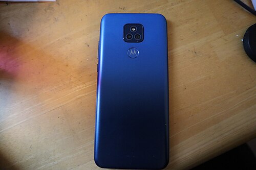 Motorola moto g play (2021) — tył telefonu